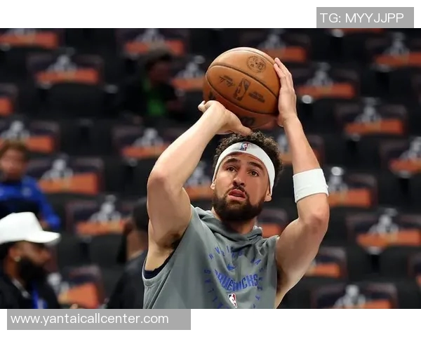 克莱汤普森：勇士队的三分射手与篮球场上的传奇之路