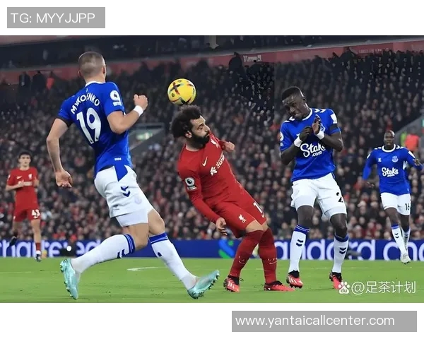 利物浦主场迎战亚特兰大期待精彩对决两队实力较量引发球迷热情